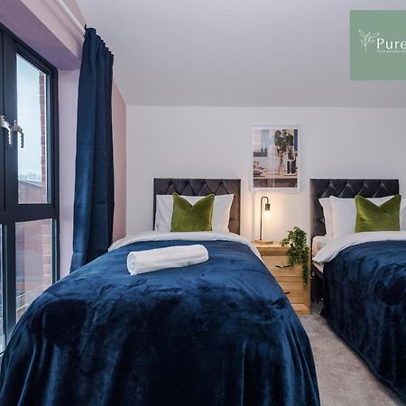 Stunning Five Bedroom Manchester House With Free Parking By Purestay Short Lets & Serviced Accommodation Dış mekan fotoğraf